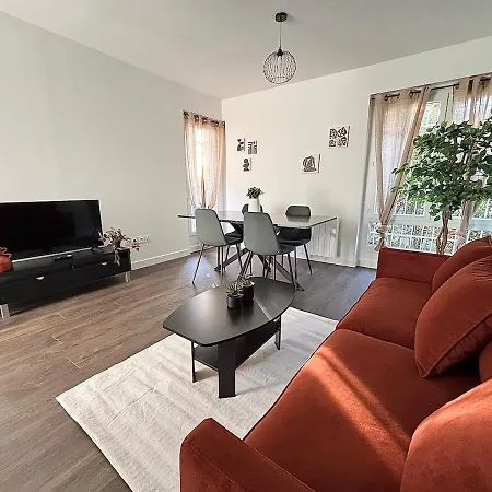 L'arty - Parking Sur Place Valence (Drome)