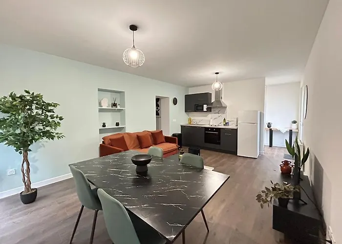 L'arty - Parking Sur Place * Valence (Drome)